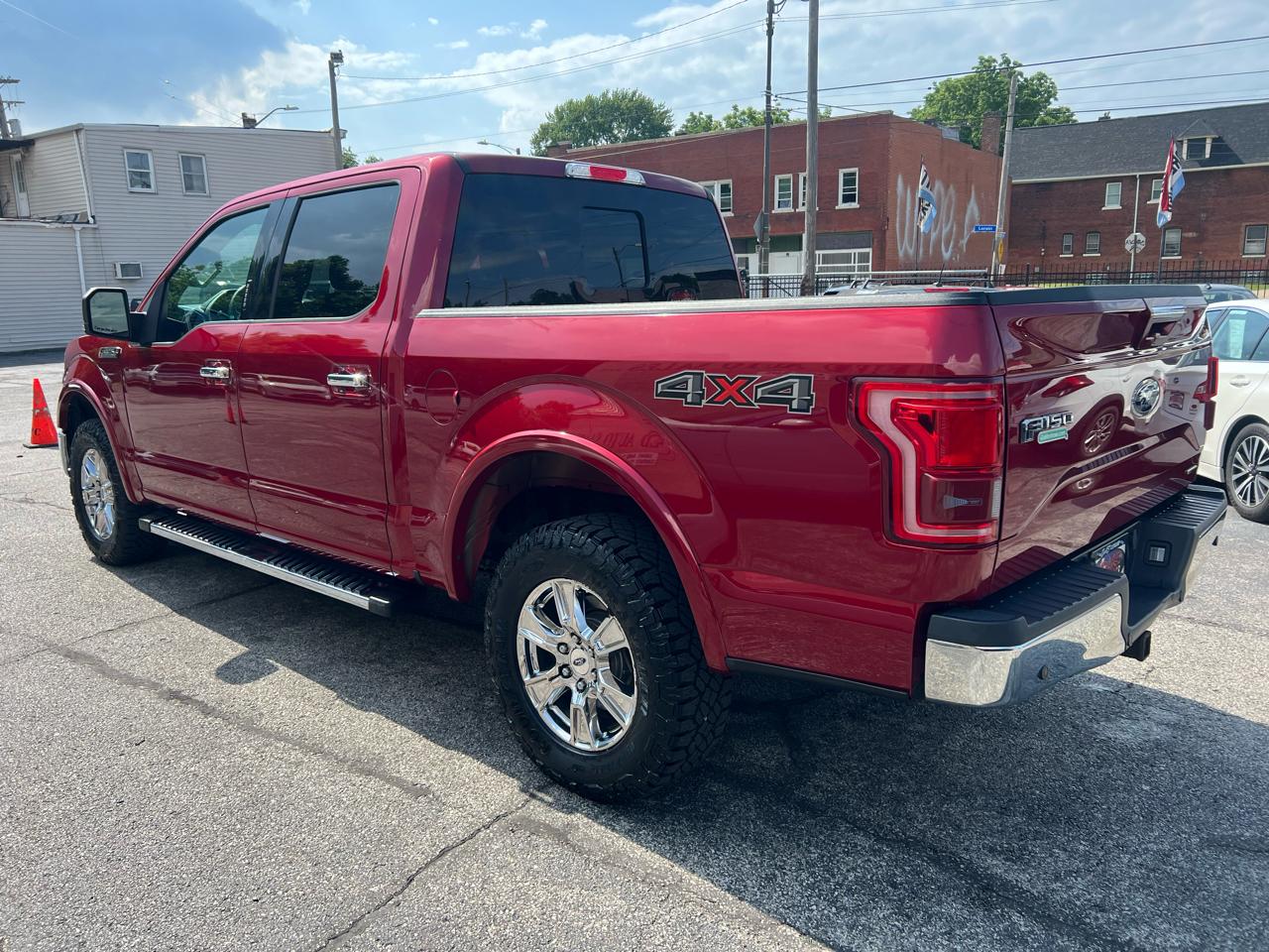 Ford F-150 4WD SuperCrew 139" Lariat 2016