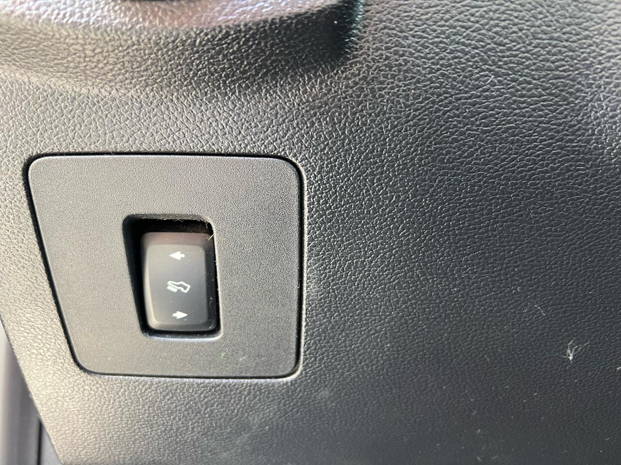 Ford F-150 4WD SuperCrew 139" Lariat 2016