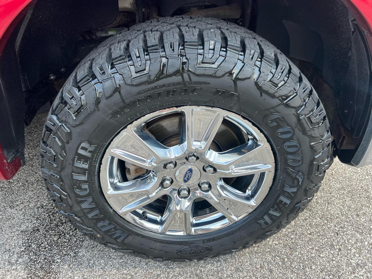 Ford F-150 4WD SuperCrew 139" Lariat 2016