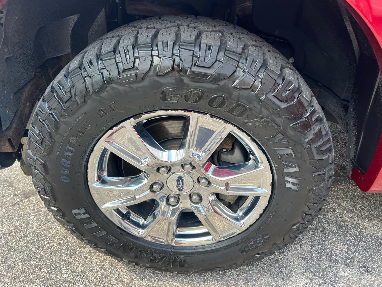 Ford F-150 4WD SuperCrew 139" Lariat 2016