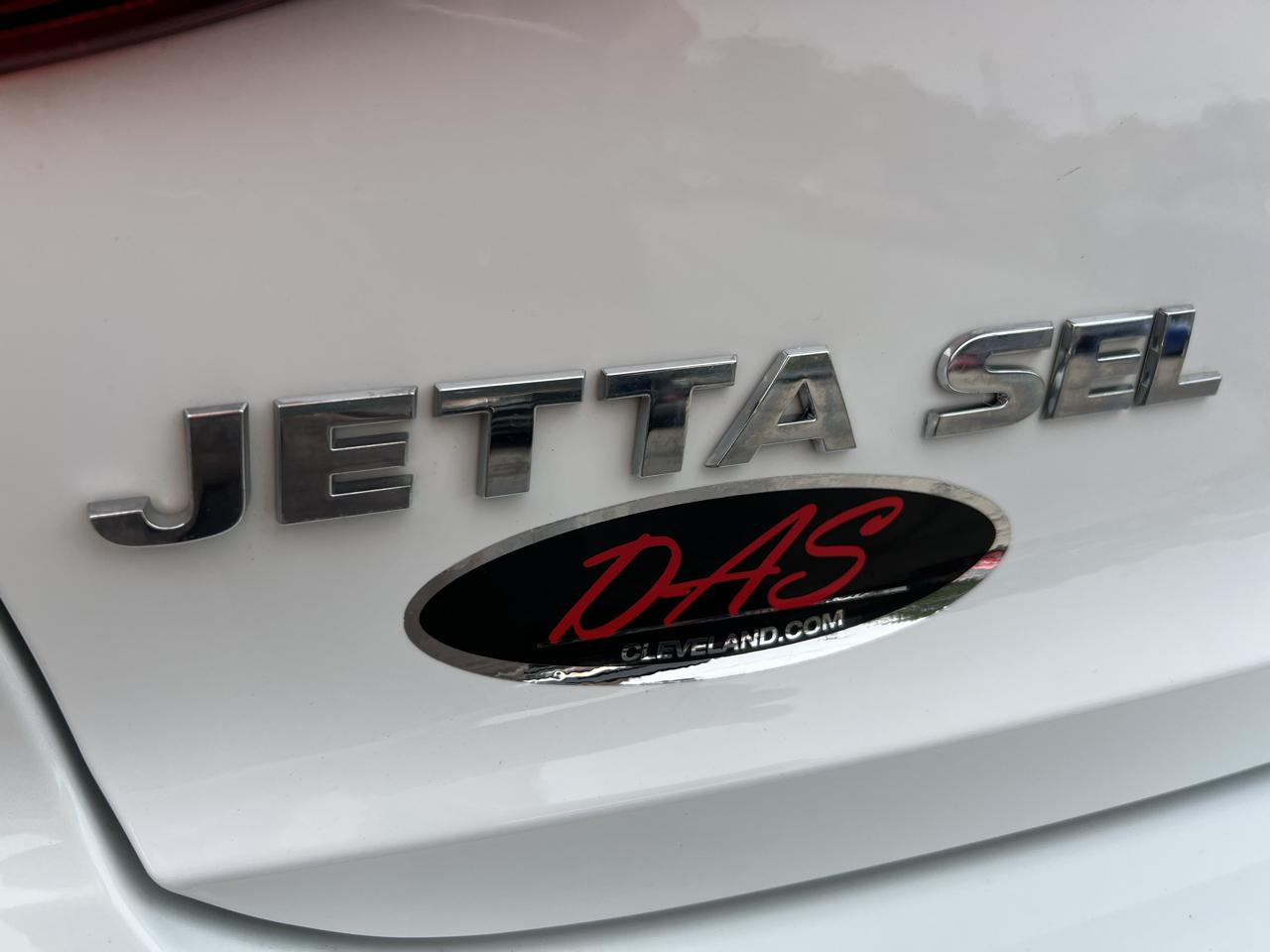 Volkswagen Jetta Sedan 4dr Auto 1.8T SEL PZEV 2016
