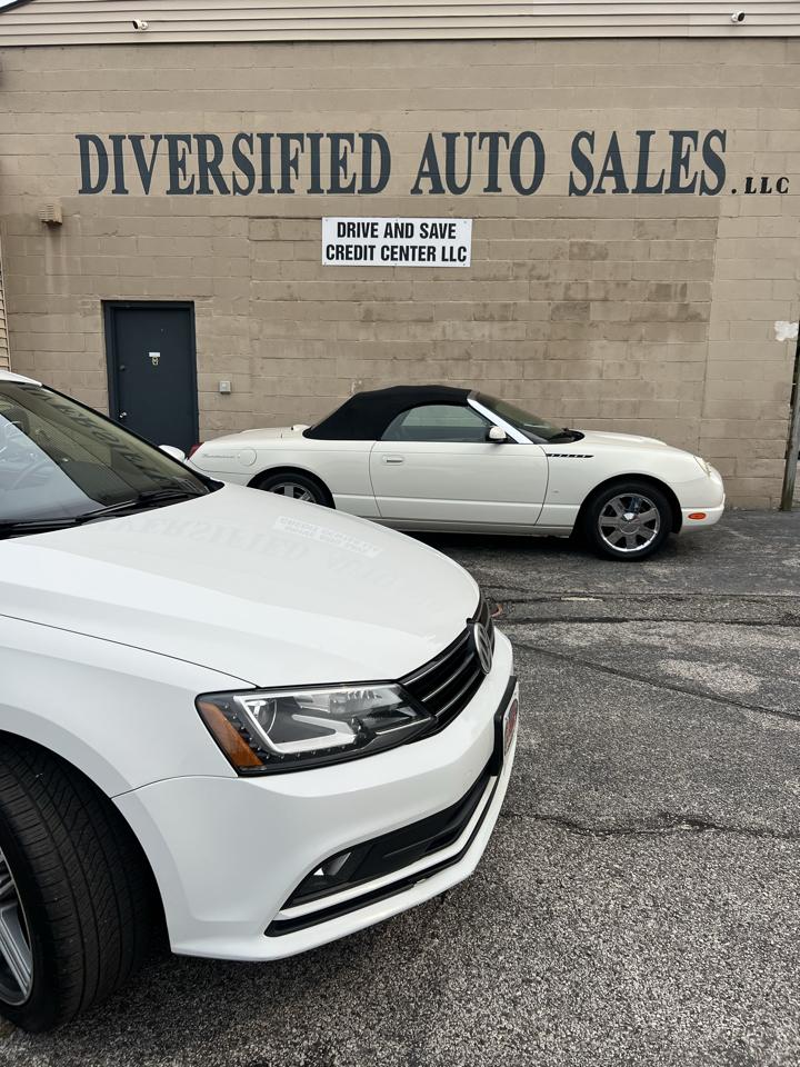 Volkswagen Jetta Sedan 4dr Auto 1.8T SEL PZEV 2016