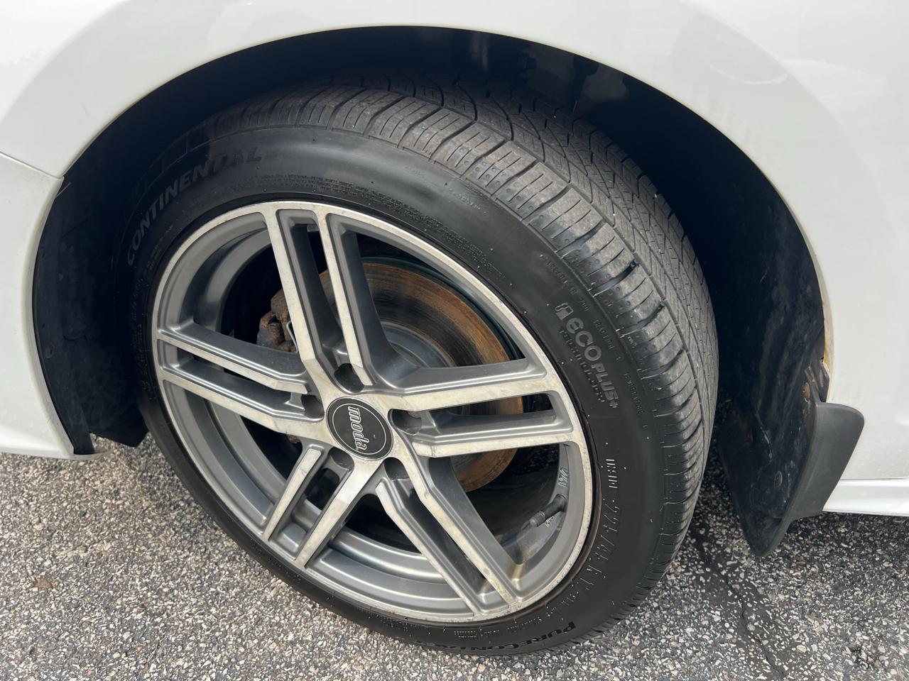 Volkswagen Jetta Sedan 4dr Auto 1.8T SEL PZEV 2016
