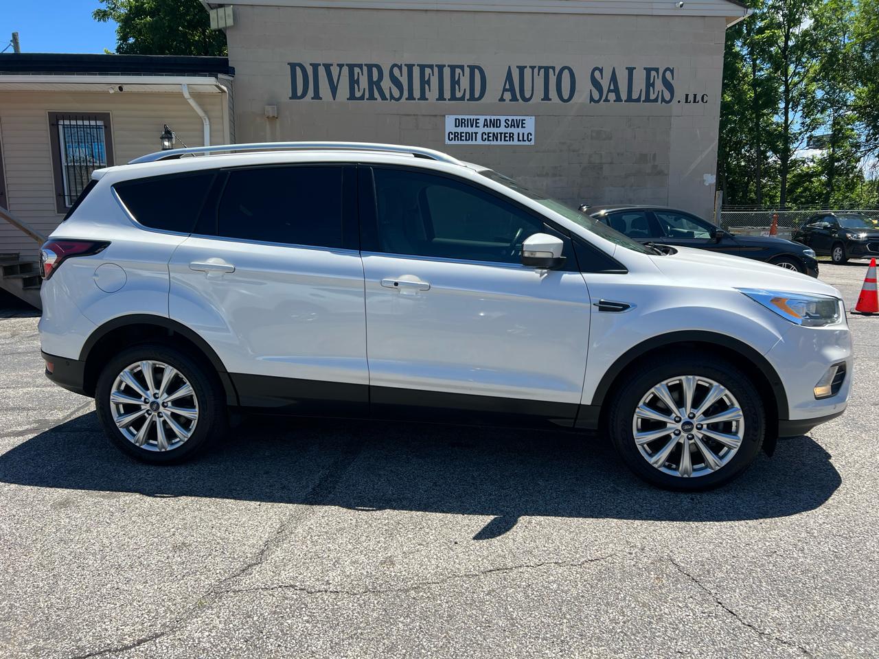 Ford Escape Titanium 4WD 2017