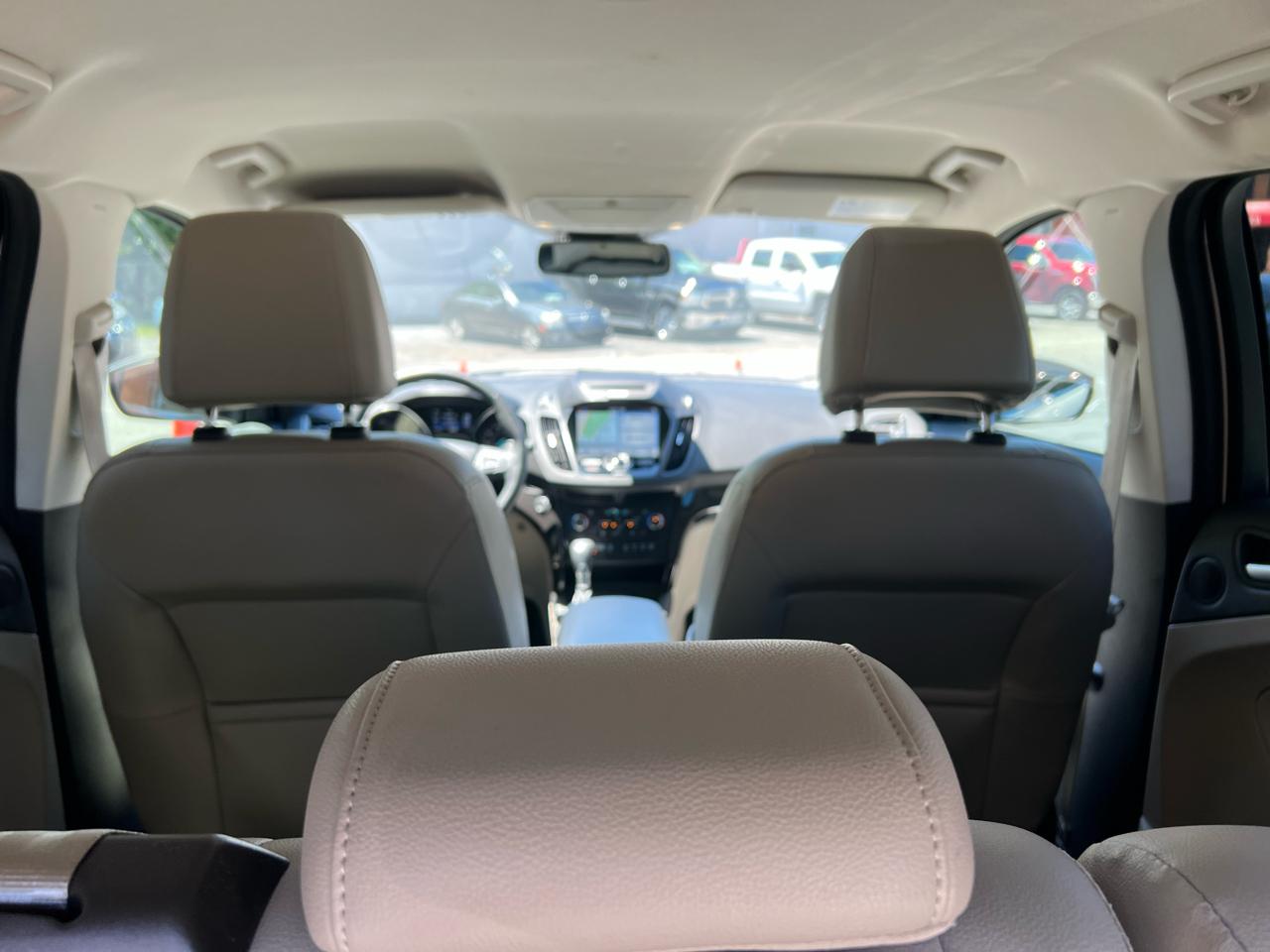 Ford Escape Titanium 4WD 2017