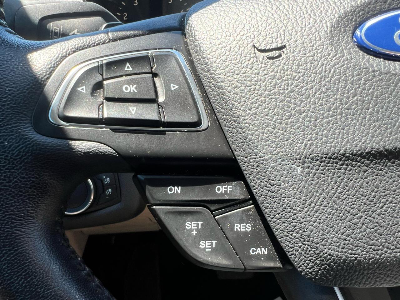 Ford Escape Titanium 4WD 2017