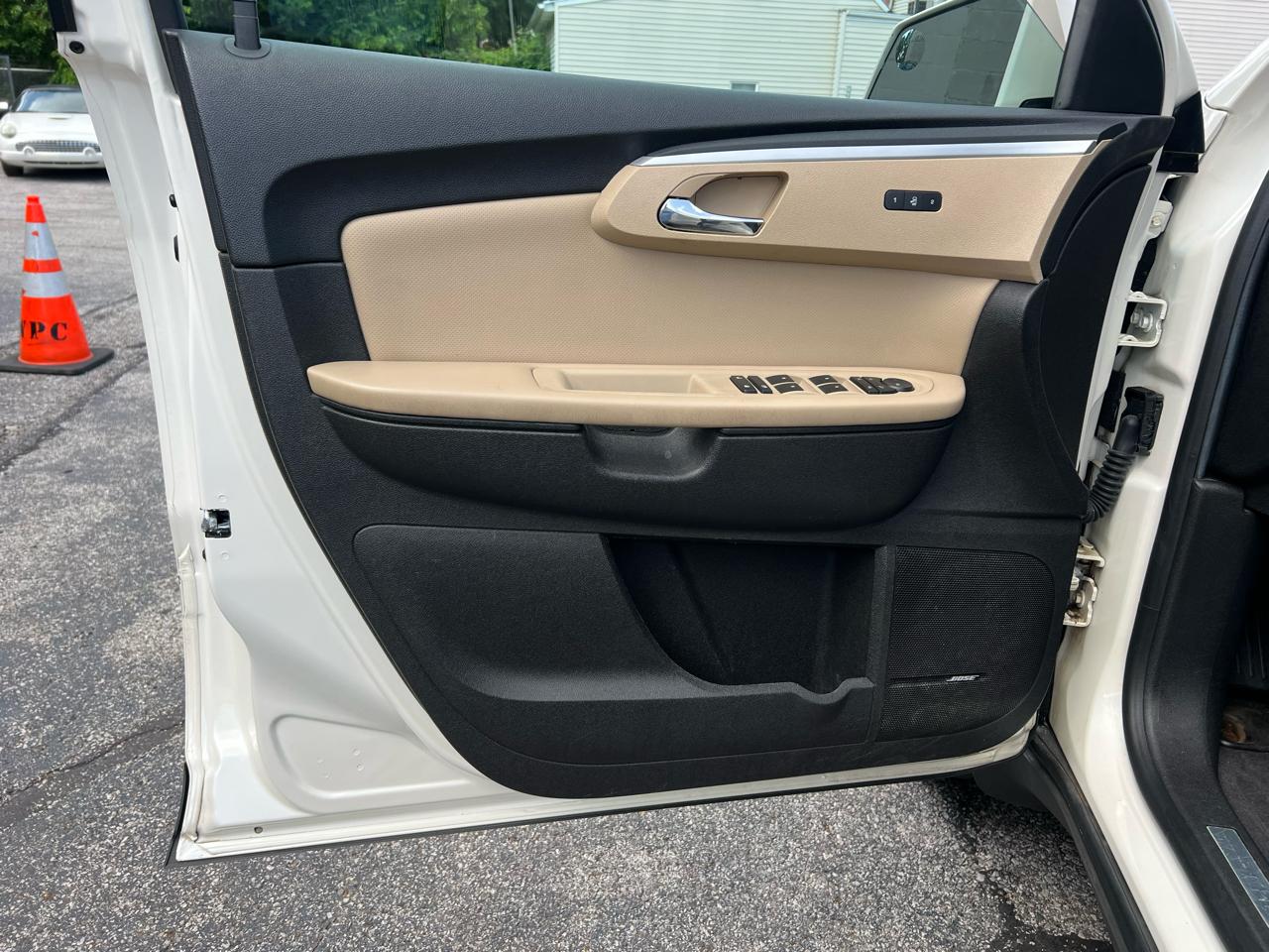 Chevrolet Traverse LTZ 2012