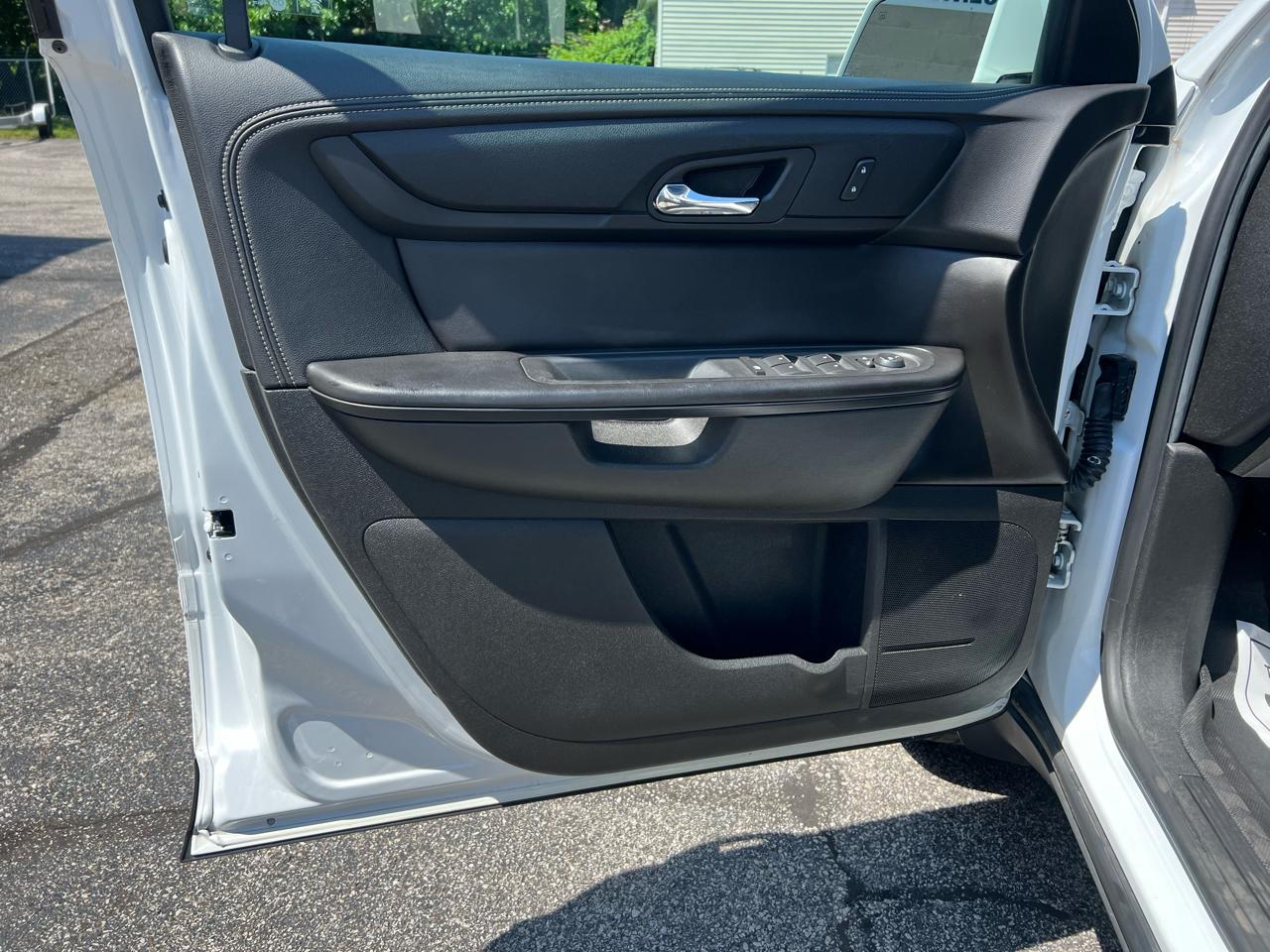 Chevrolet Traverse FWD 4dr LT w/1LT 2017