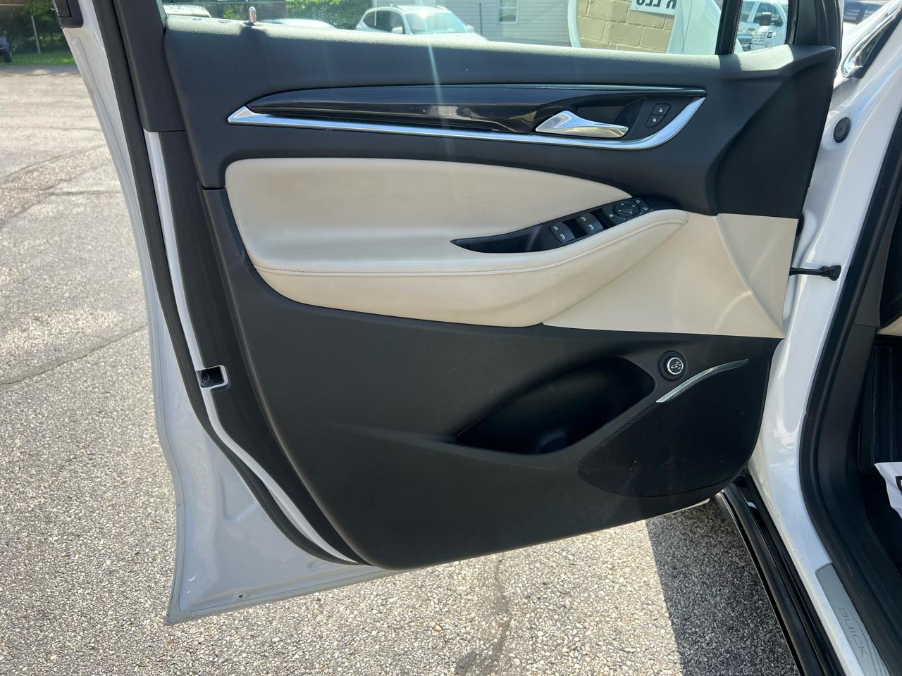 Buick Enclave AWD 4dr Essence 2019