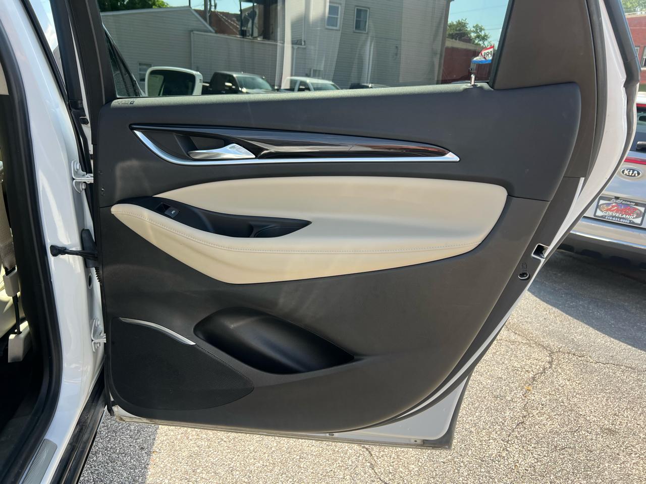 Buick Enclave AWD 4dr Essence 2019