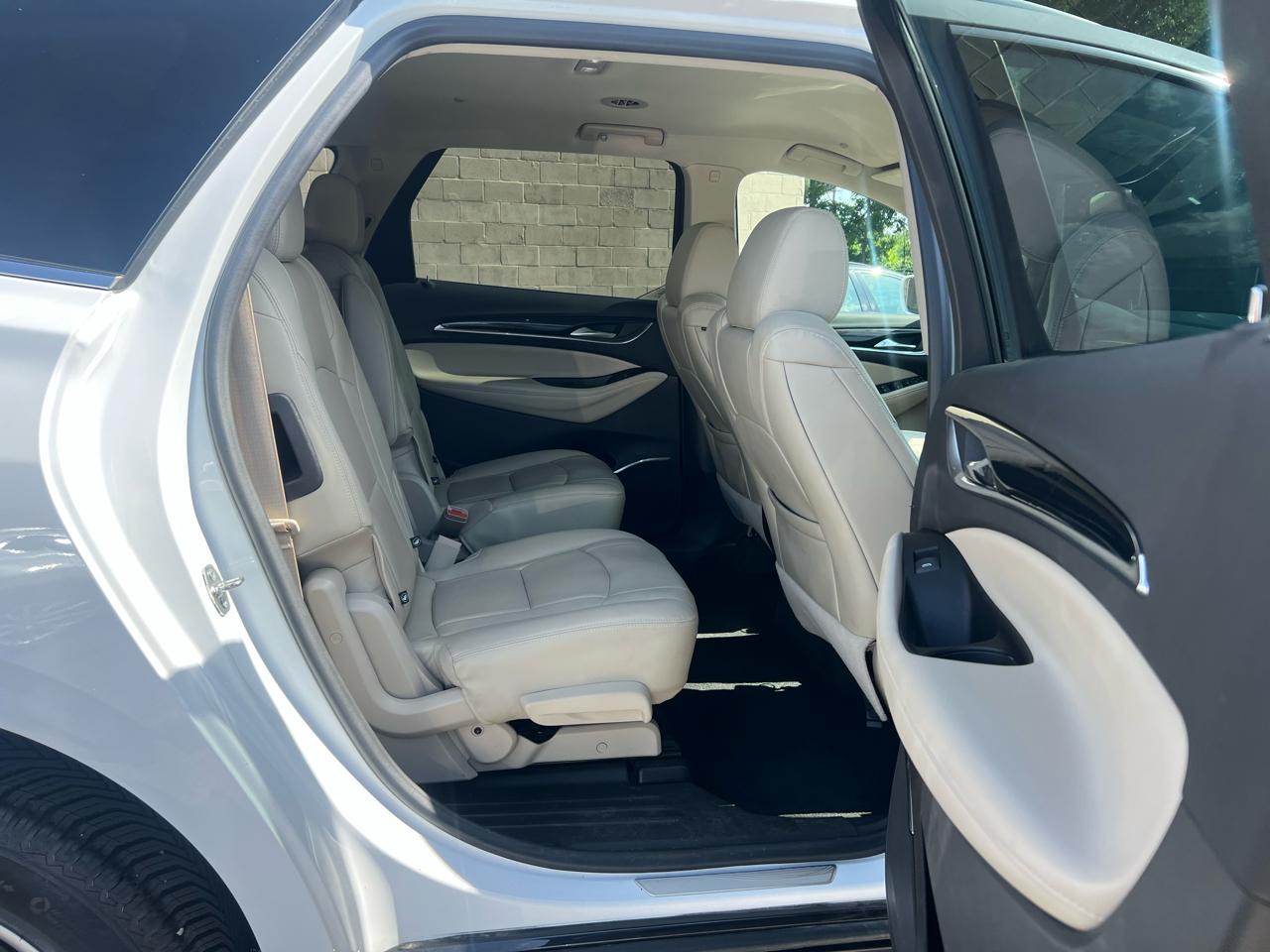 Buick Enclave AWD 4dr Essence 2019
