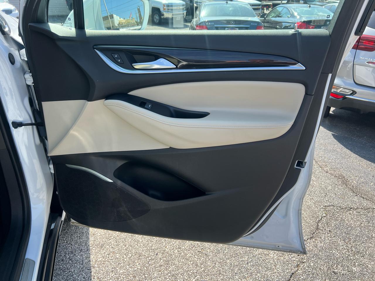 Buick Enclave AWD 4dr Essence 2019