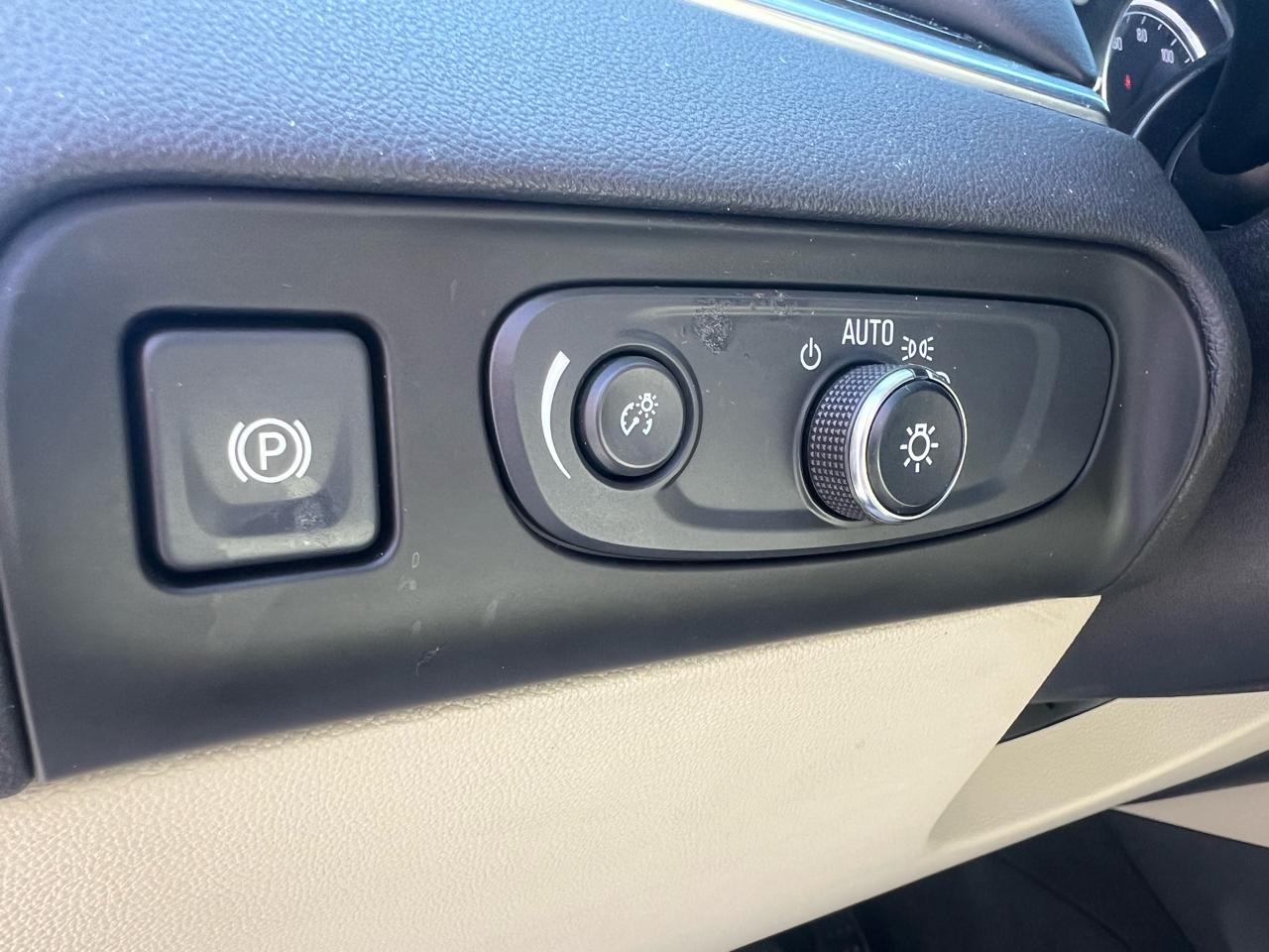 Buick Enclave AWD 4dr Essence 2019