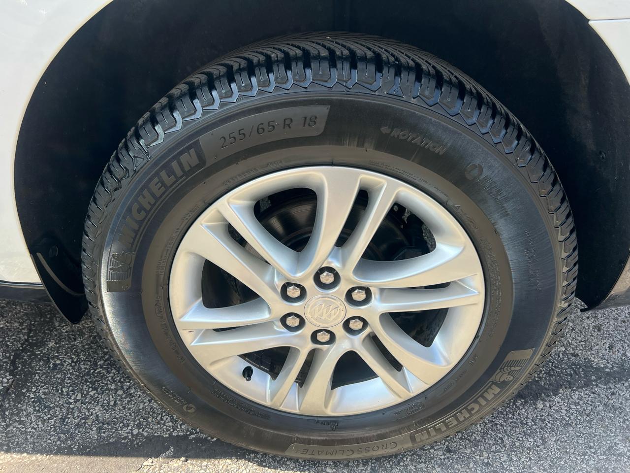 Buick Enclave AWD 4dr Essence 2019