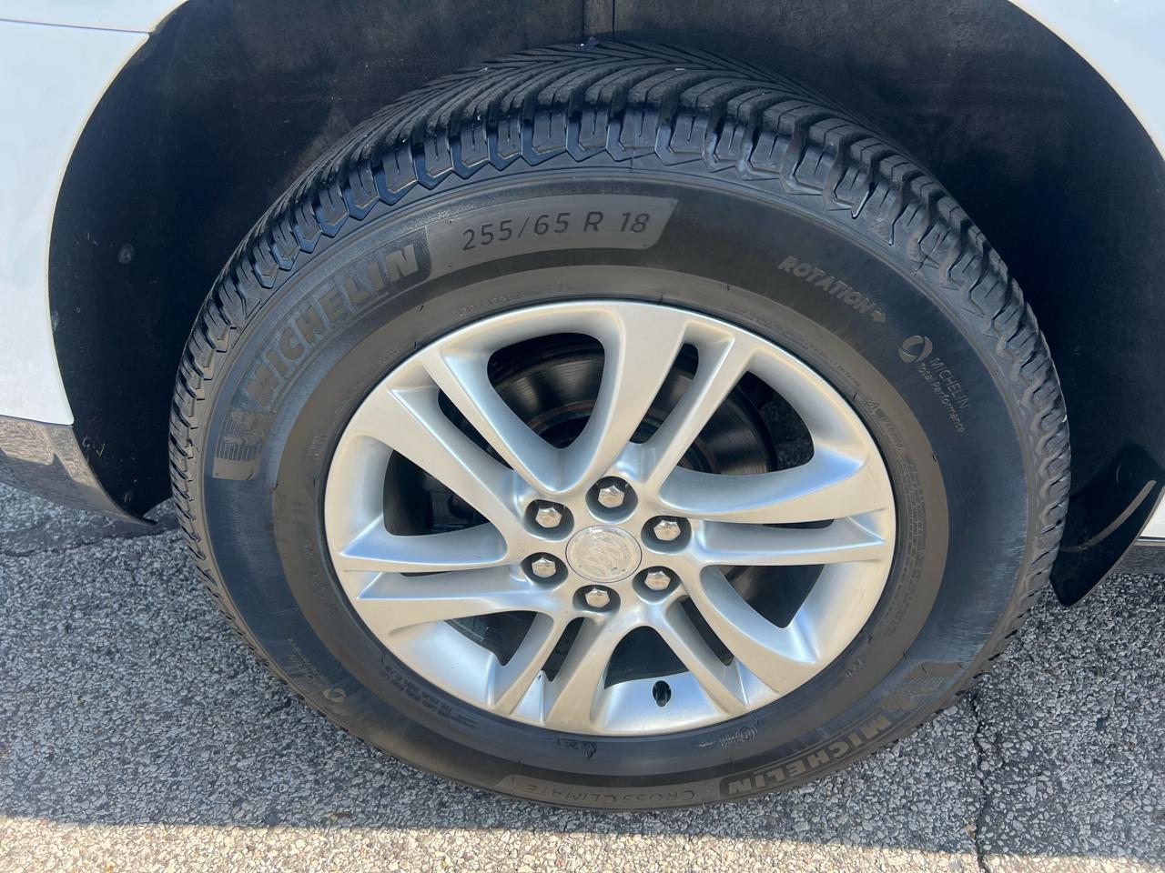 Buick Enclave AWD 4dr Essence 2019