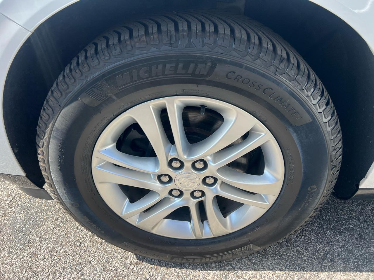 Buick Enclave AWD 4dr Essence 2019