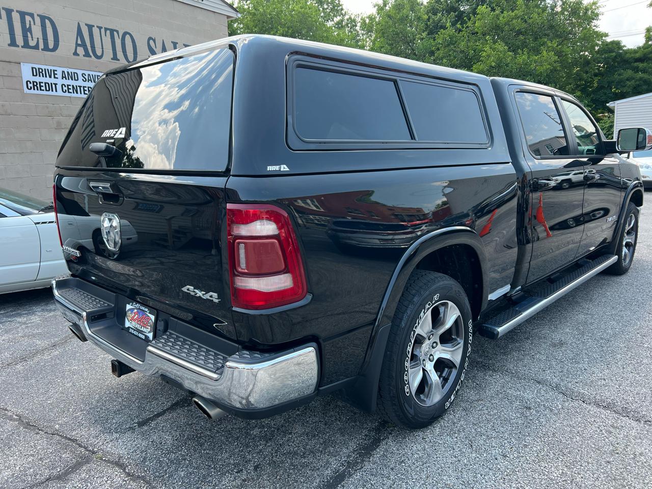 RAM 1500 Laramie 4x4 Crew Cab 5'7" Box 2019