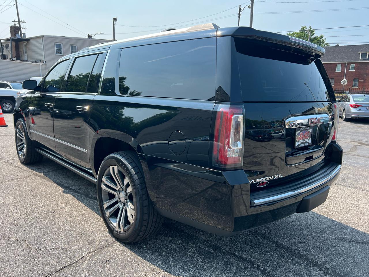 GMC Yukon XL 4WD 4dr Denali 2018