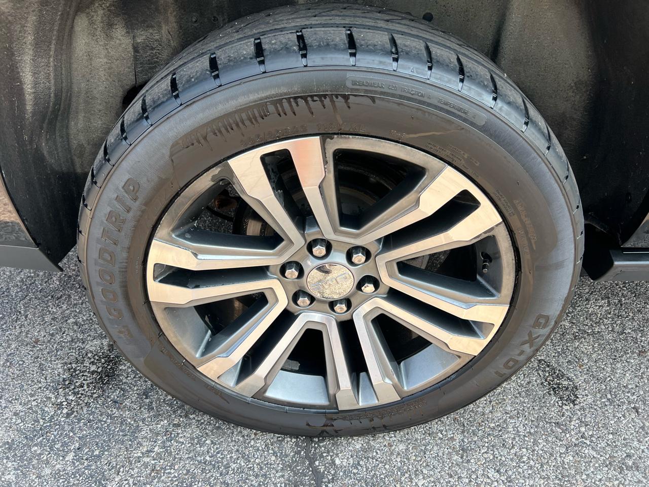 GMC Yukon XL 4WD 4dr Denali 2018
