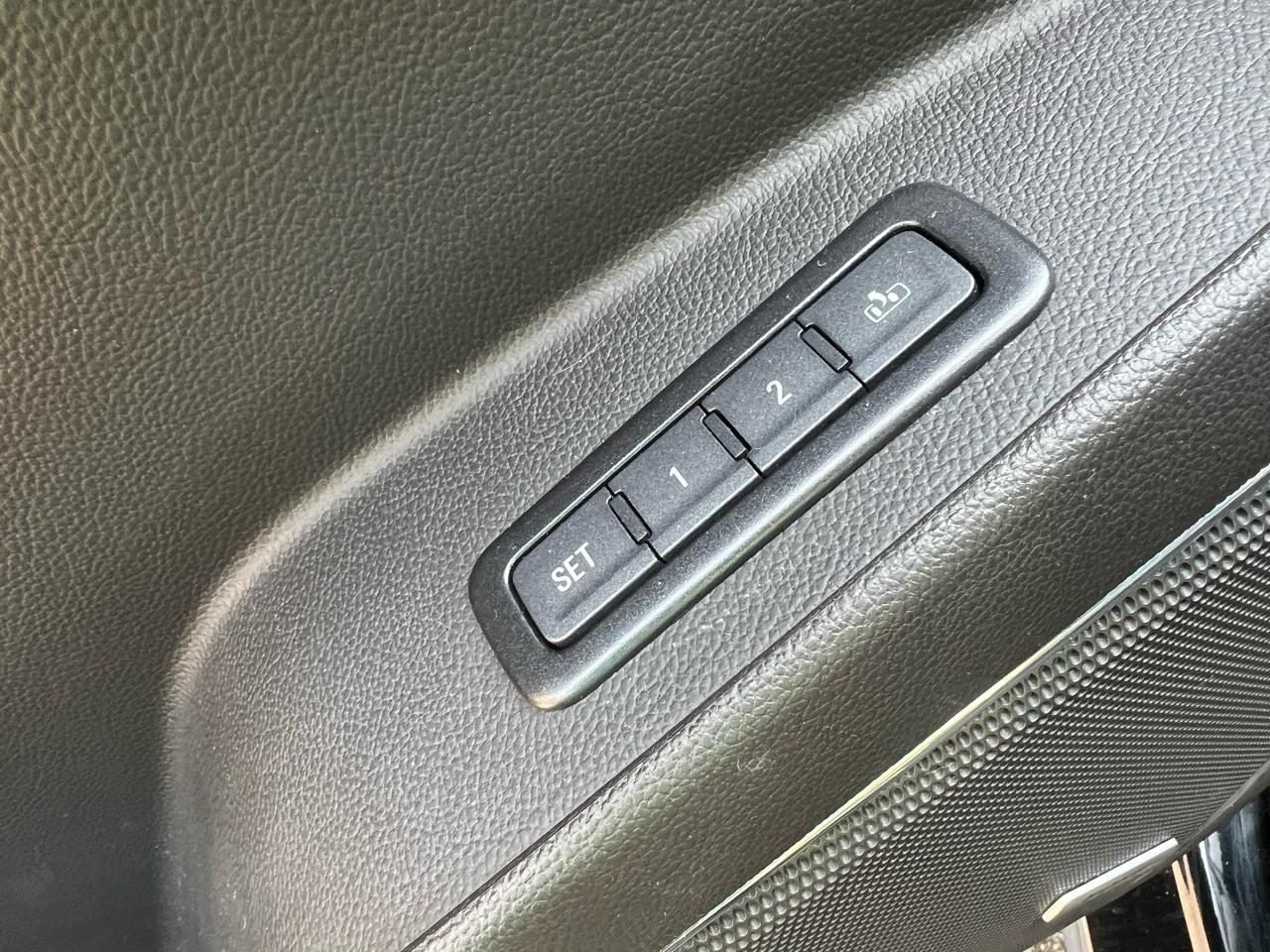 GMC Yukon XL 4WD 4dr Denali 2018