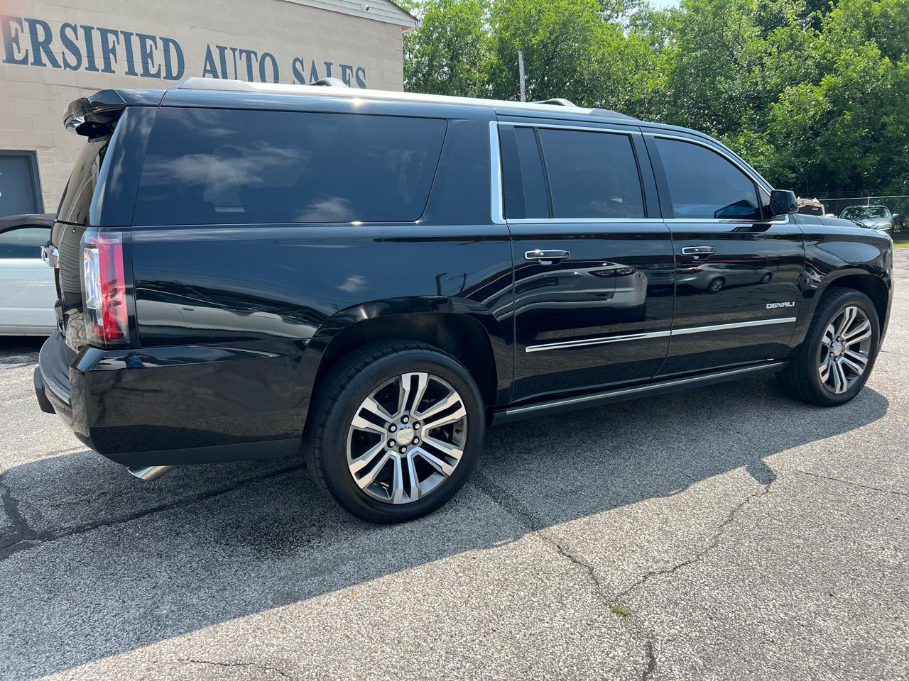 GMC Yukon XL 4WD 4dr Denali 2018