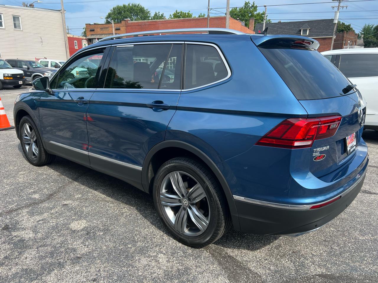 Volkswagen Tiguan 2.0T SEL FWD 2020