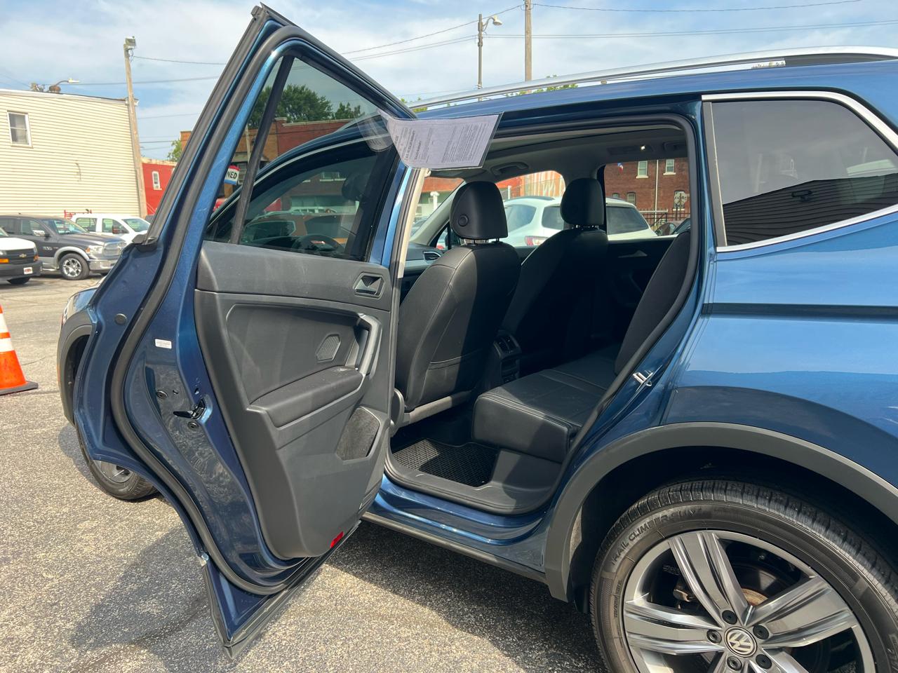 Volkswagen Tiguan 2.0T SEL FWD 2020
