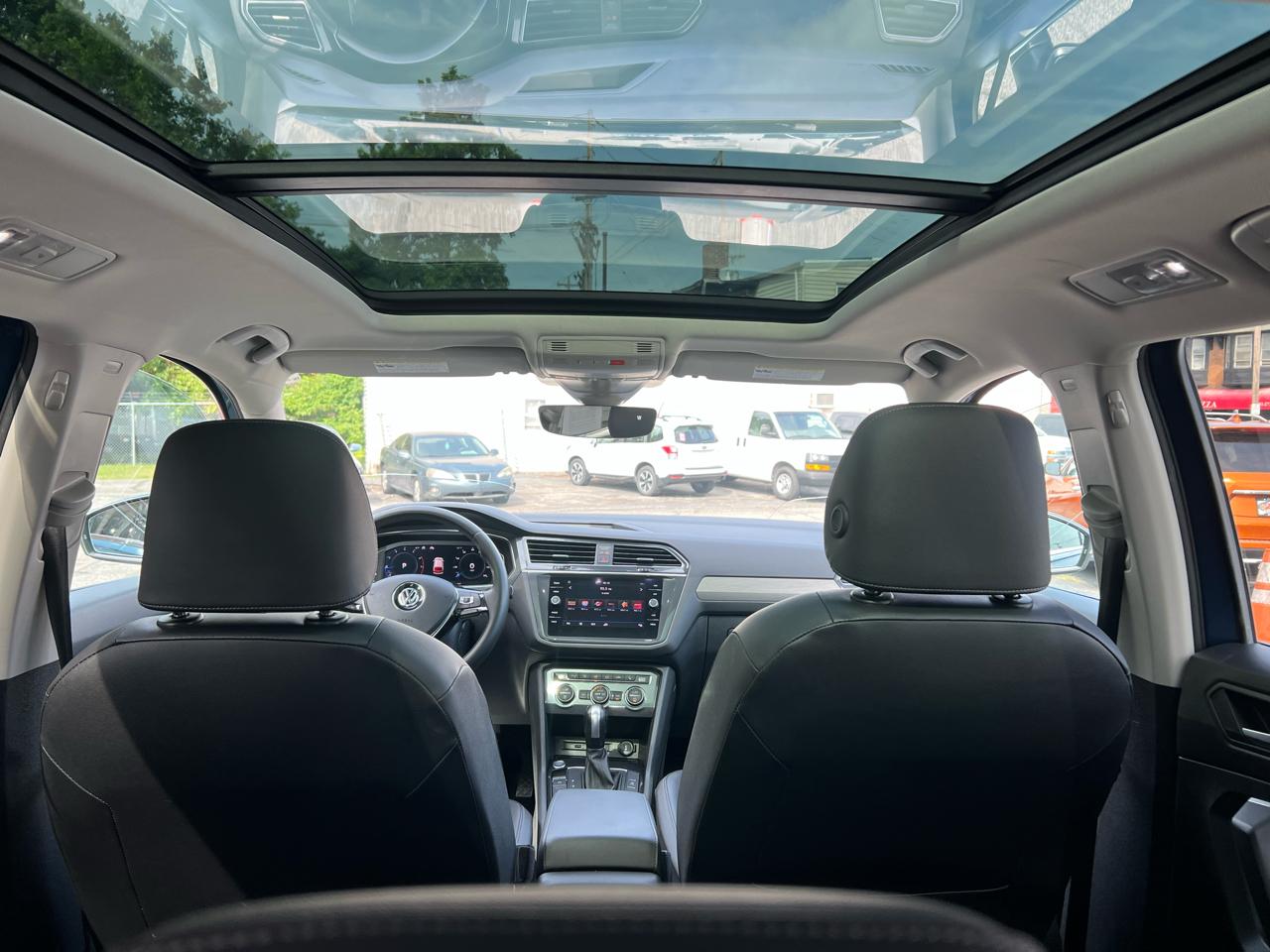 Volkswagen Tiguan 2.0T SEL FWD 2020
