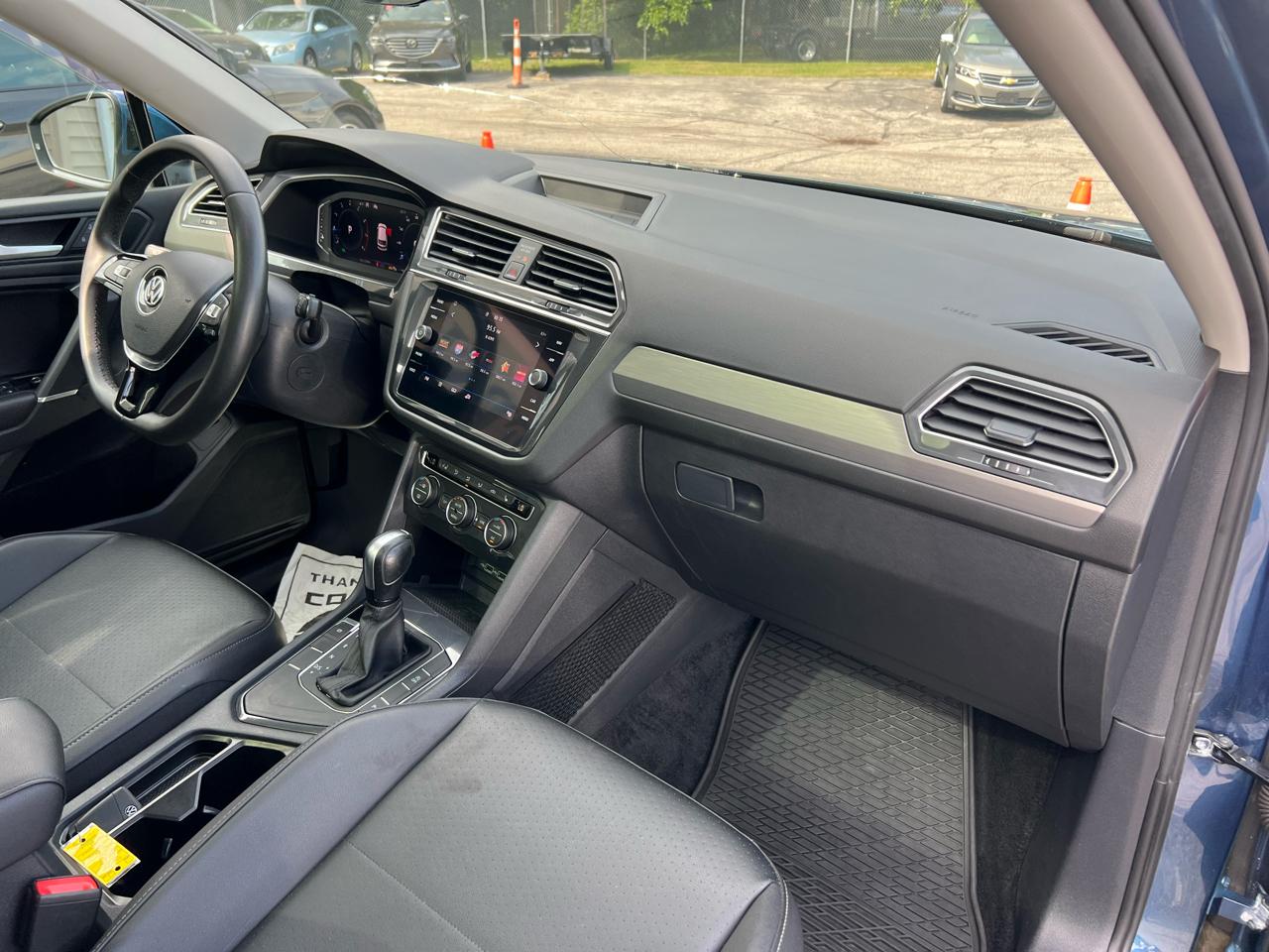 Volkswagen Tiguan 2.0T SEL FWD 2020