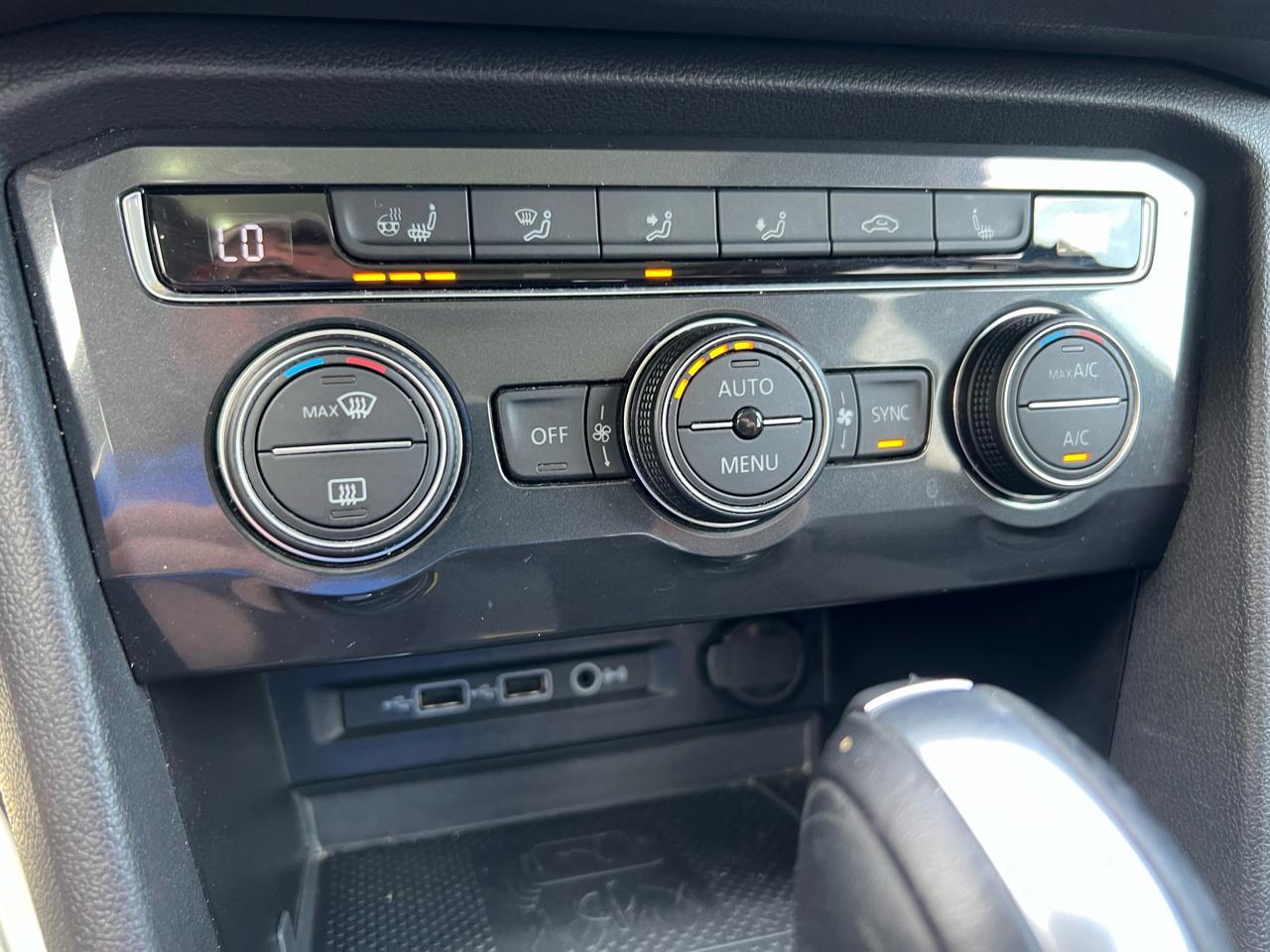 Volkswagen Tiguan 2.0T SEL FWD 2020