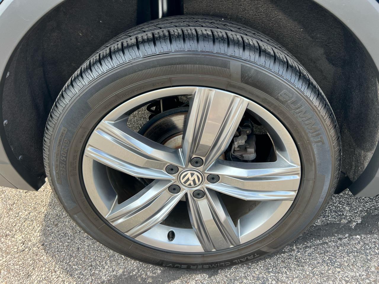 Volkswagen Tiguan 2.0T SEL FWD 2020