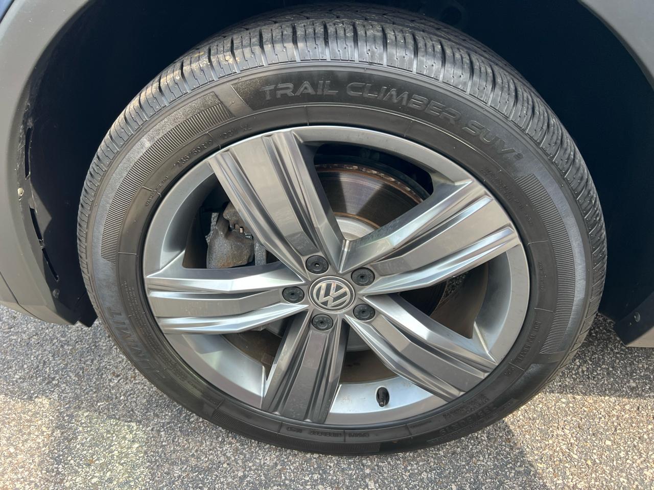 Volkswagen Tiguan 2.0T SEL FWD 2020