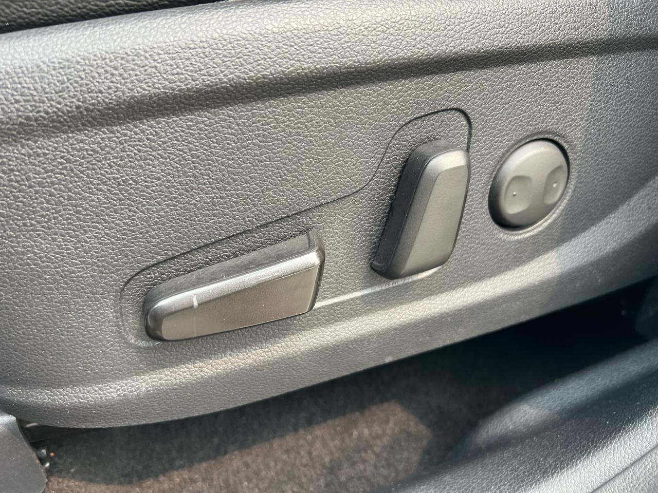 Hyundai Santa Fe Limited 2.0T Auto FWD 2019