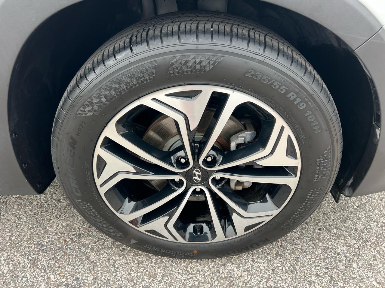 Hyundai Santa Fe Limited 2.0T Auto FWD 2019