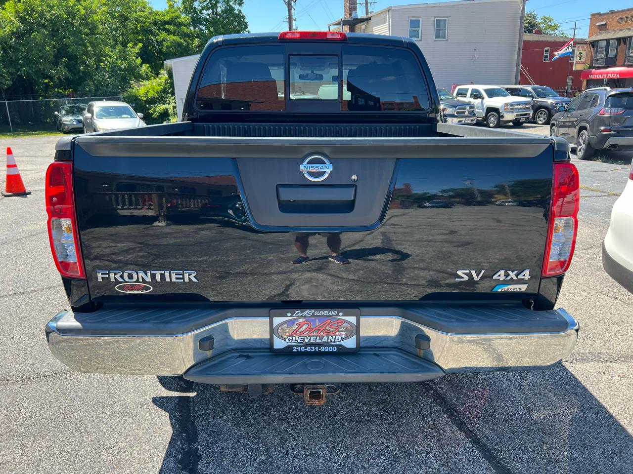 Nissan Frontier Crew Cab 4x4 SV V6 Auto 2018