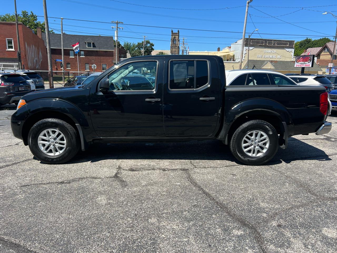 Nissan Frontier Crew Cab 4x4 SV V6 Auto 2018