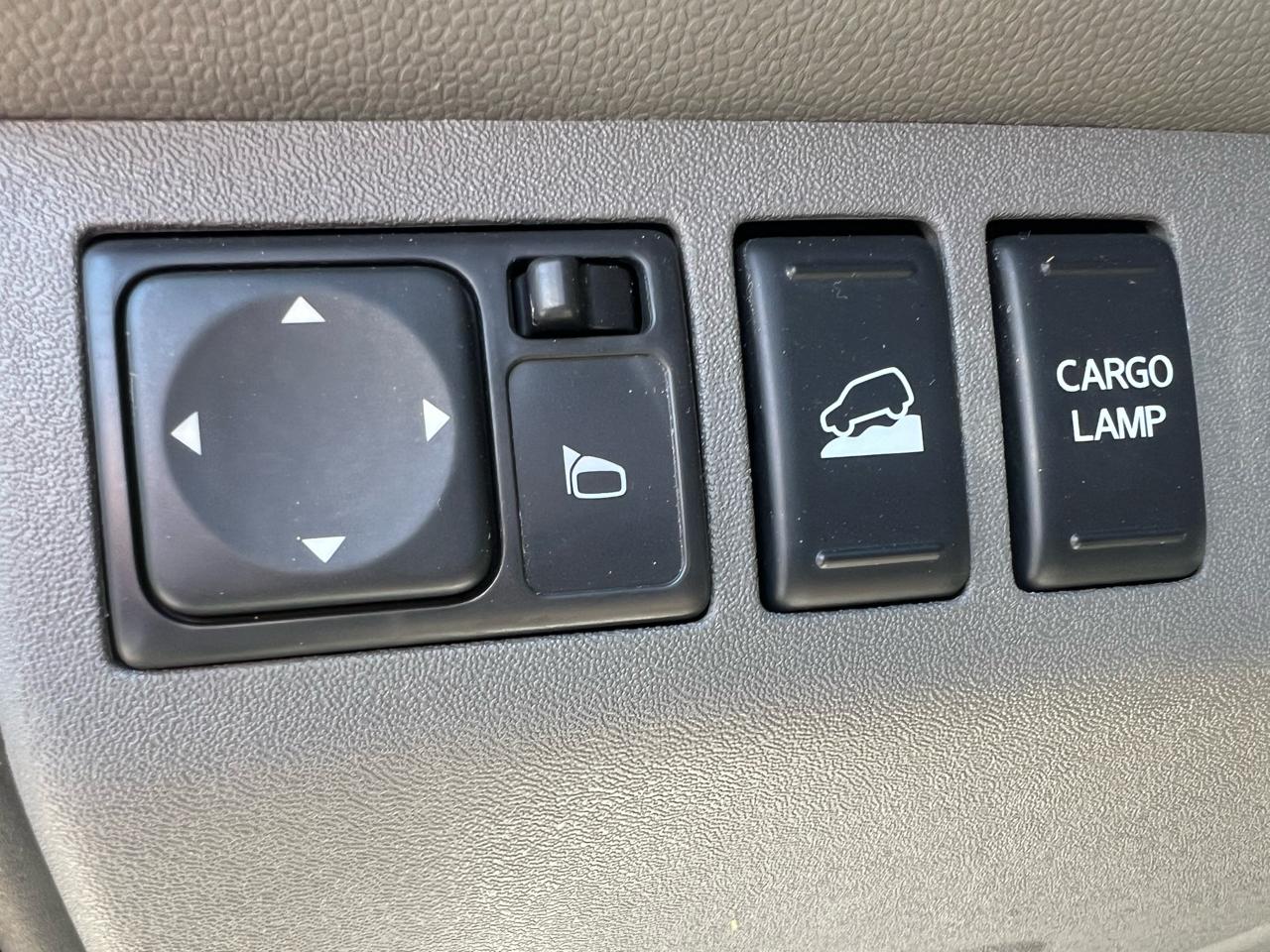 Nissan Frontier Crew Cab 4x4 SV V6 Auto 2018