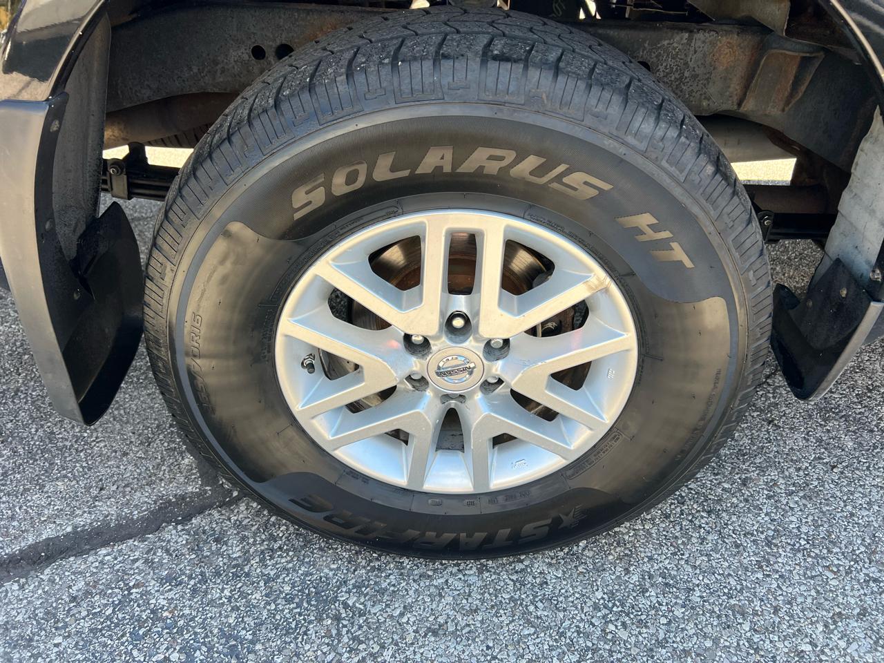 Nissan Frontier Crew Cab 4x4 SV V6 Auto 2018