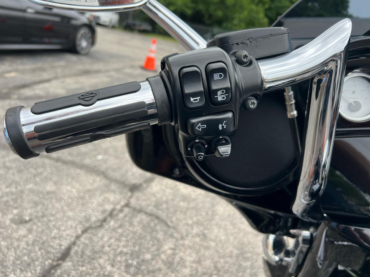 Harley-Davidson FLHXS  2015