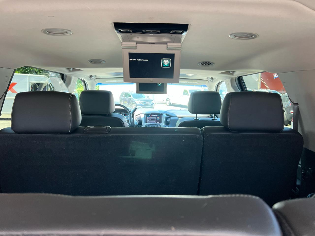 Chevrolet Suburban 4WD 4dr 1500 LT 2017