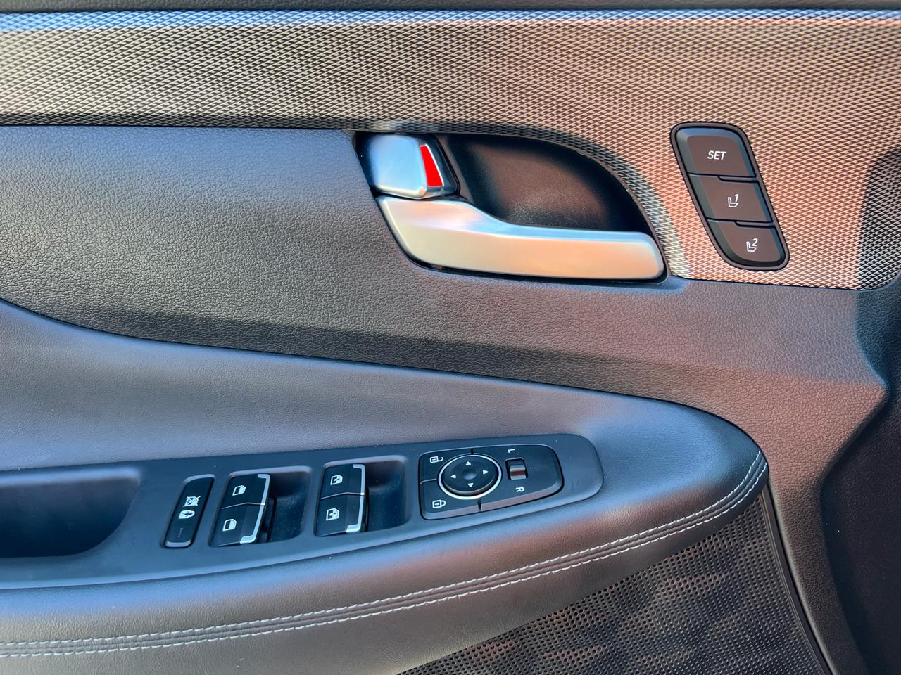 Hyundai Santa Fe Limited 2.0T Auto AWD 2020