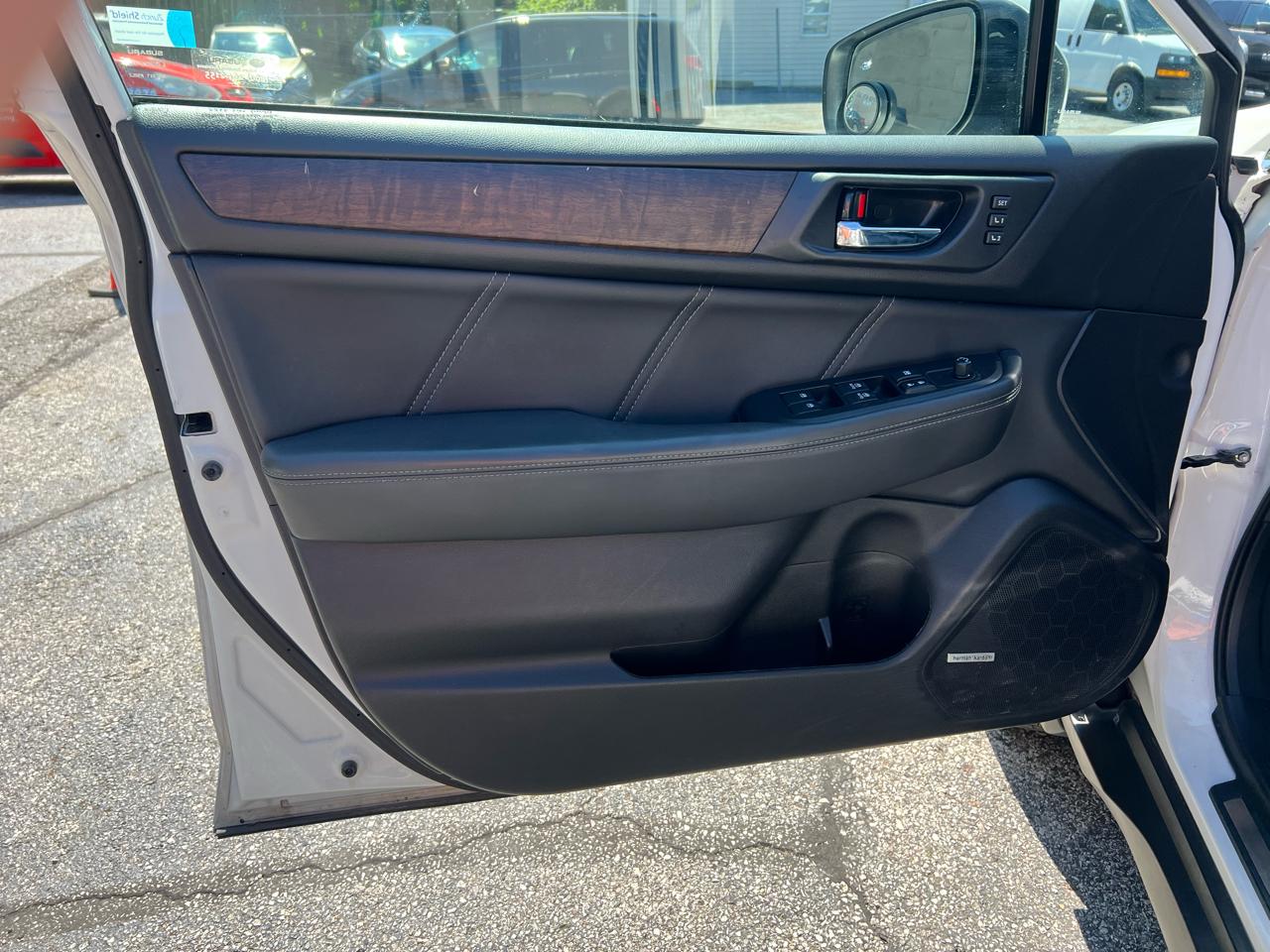 Subaru Outback 2.5i Limited 2019