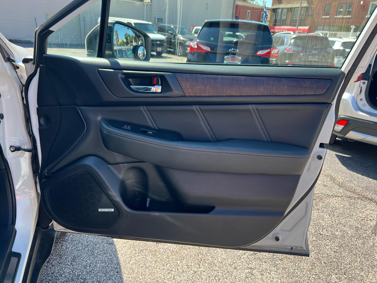 Subaru Outback 2.5i Limited 2019