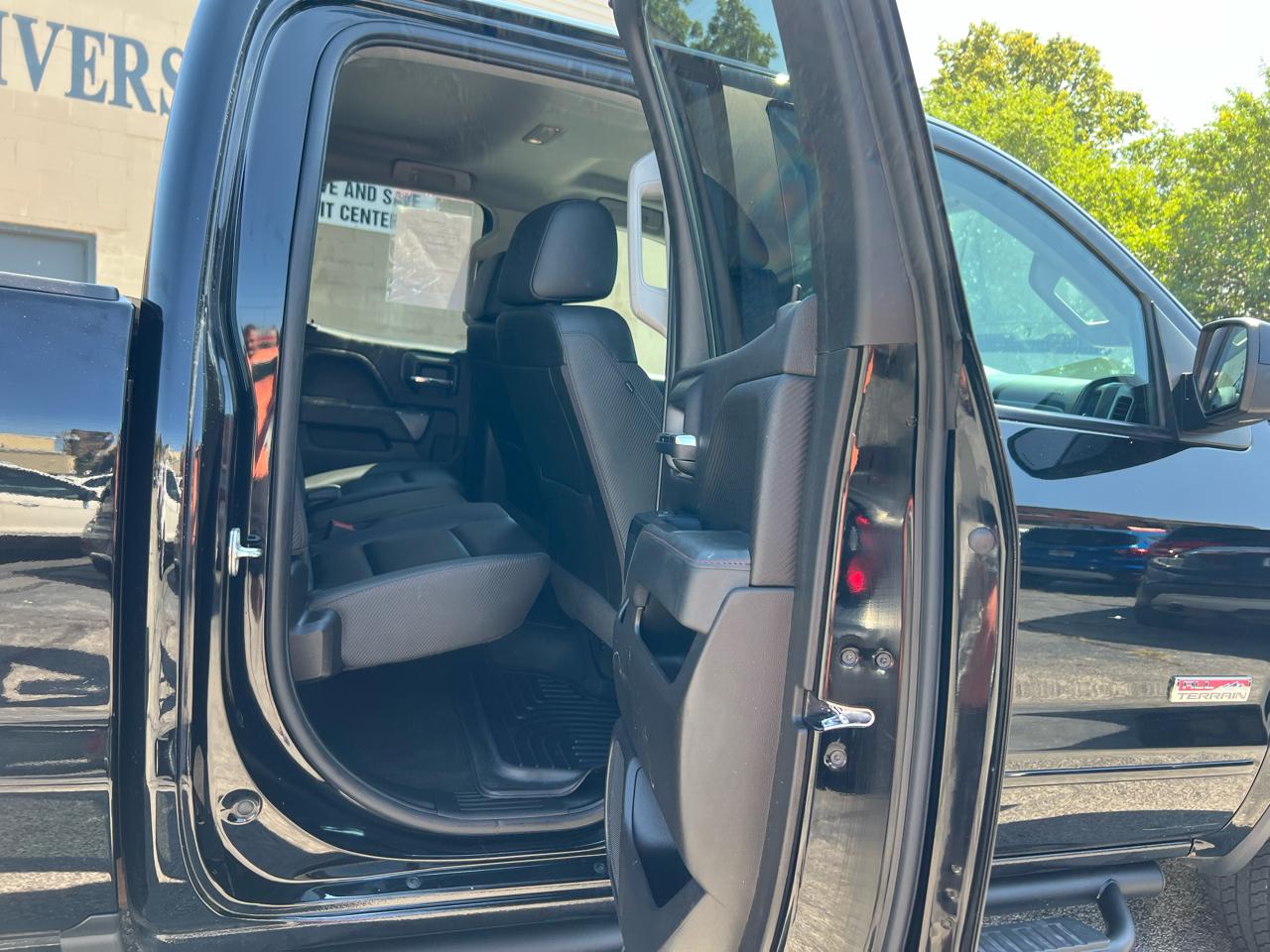GMC Sierra 1500 4WD Double Cab 143.5" SLT 2016