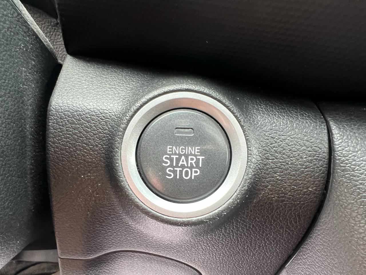 Hyundai Kona SEL Plus Auto AWD 2021