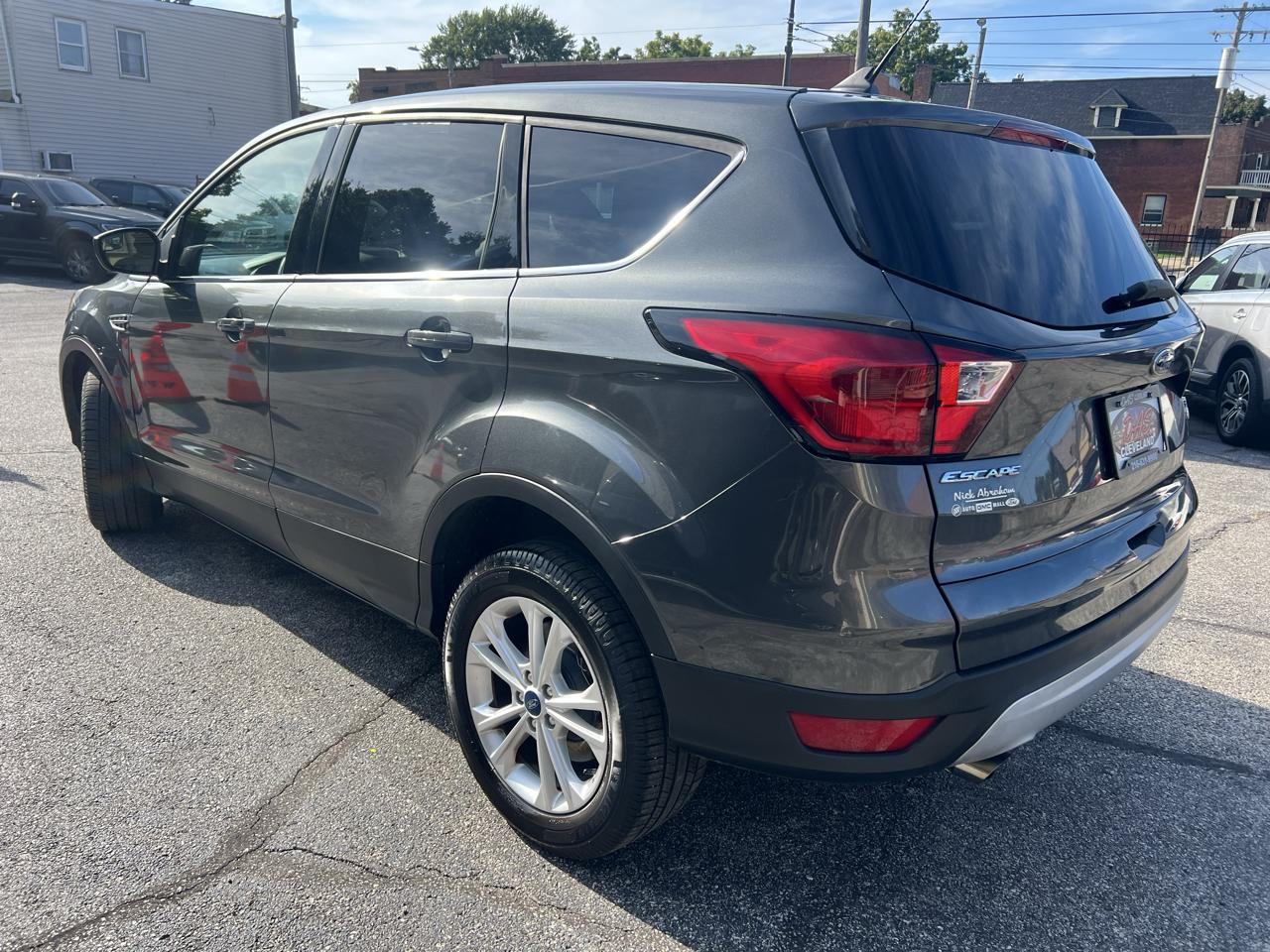 Ford Escape SE FWD 2019