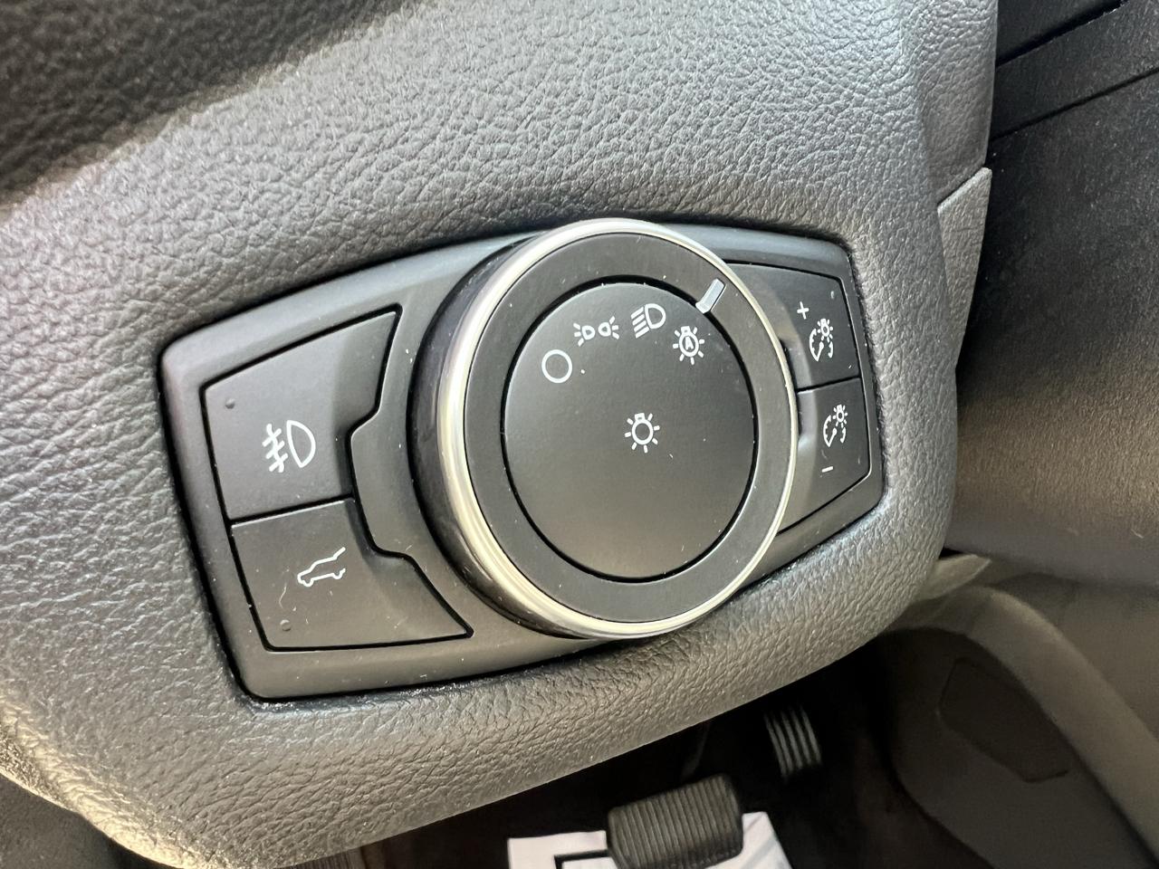 Ford Escape SE FWD 2019