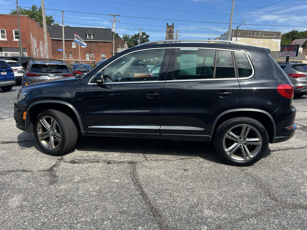 Volkswagen Tiguan 2.0T Sport FWD 2017
