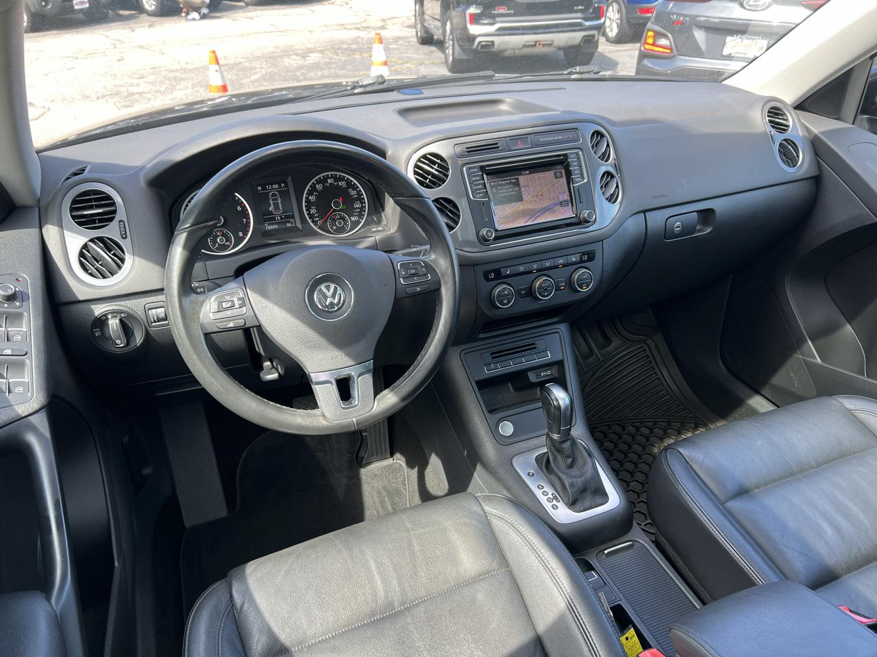 Volkswagen Tiguan 2.0T Sport FWD 2017