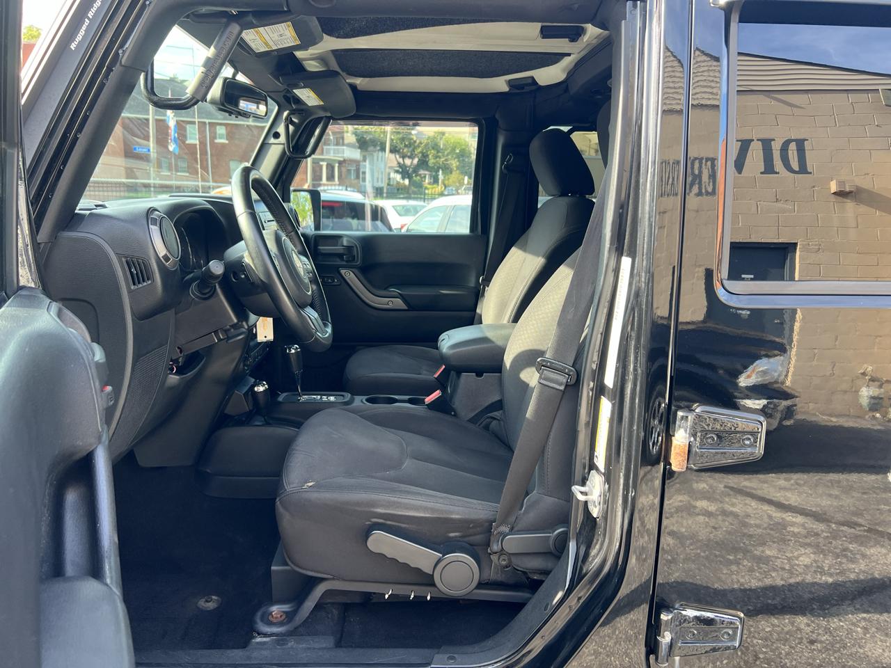 Jeep Wrangler Unlimited 4WD 4dr Sport 2015